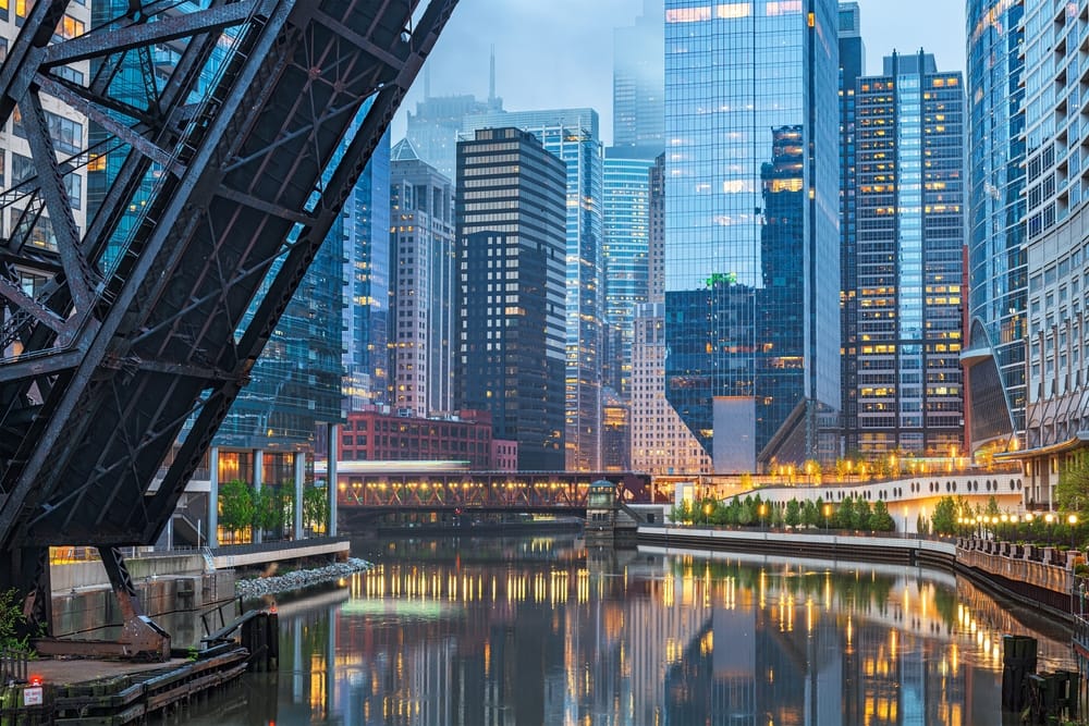 Reasons to move to chicago.